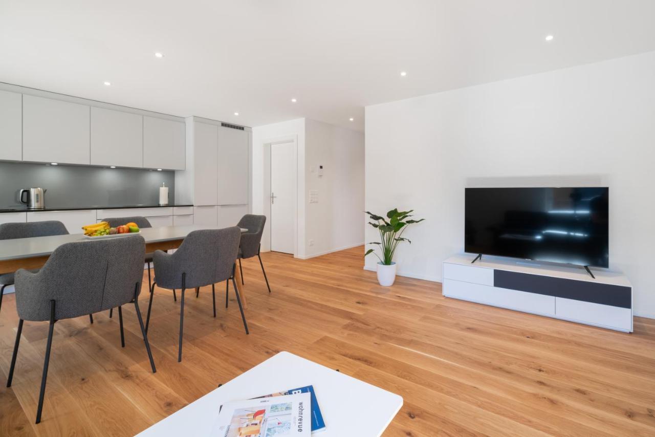Moderne Neubauwohnung In Wilderswil Esterno foto